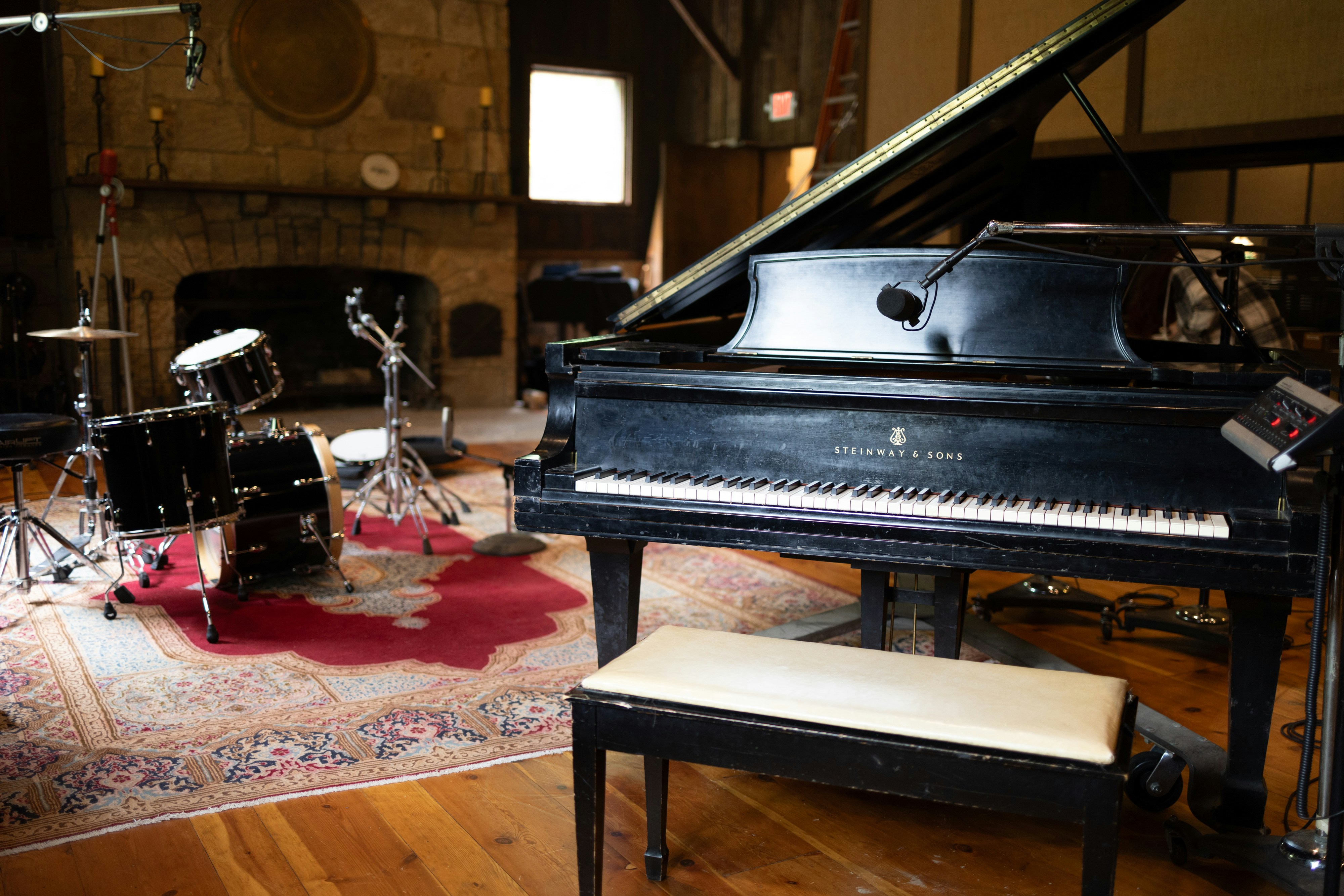 Holger Mantey – Piano-Drums & Sounds